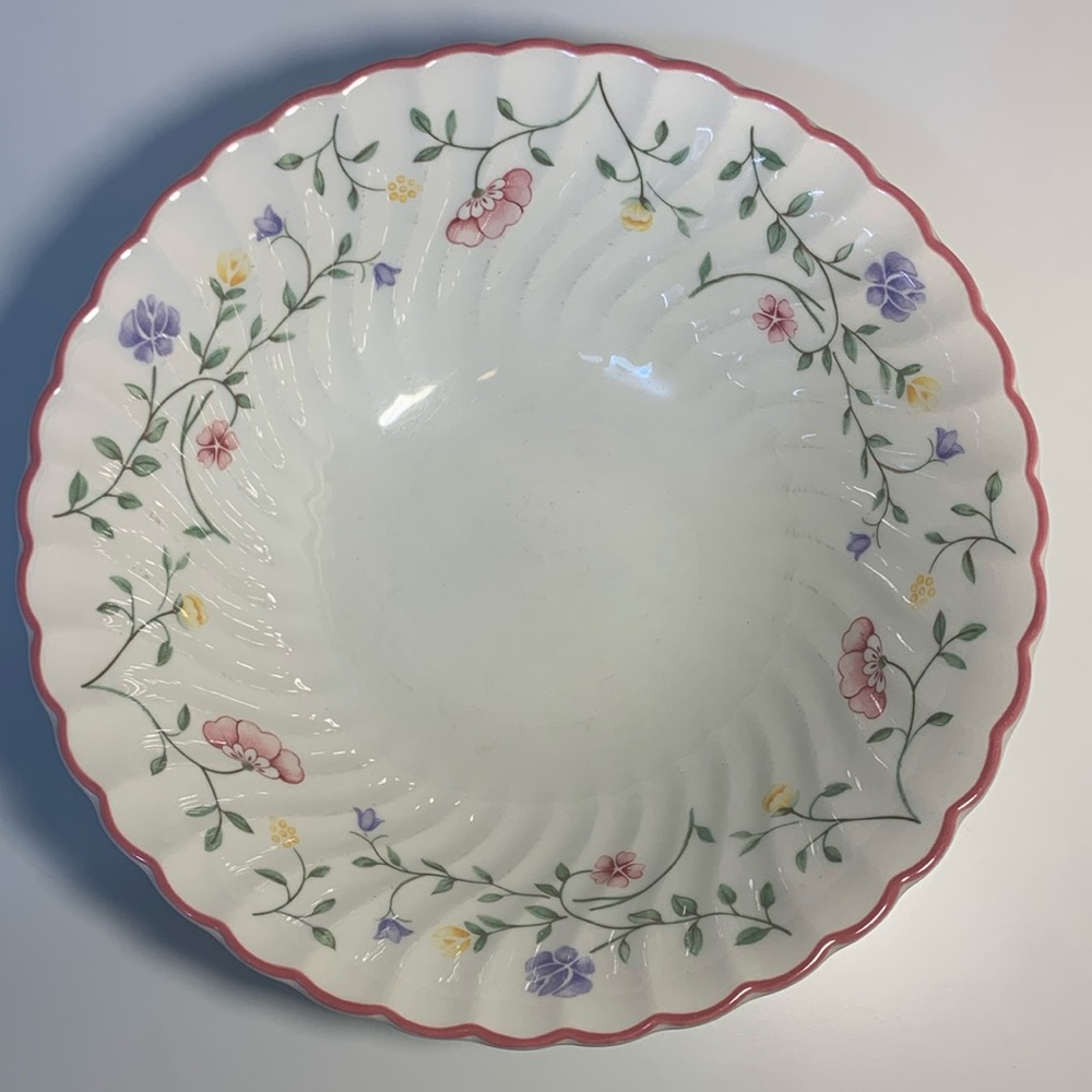 Johnson Brothers serving bowl.